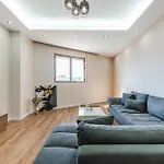 Urban Oasis 1 Bedroom Apartment 500Mbs