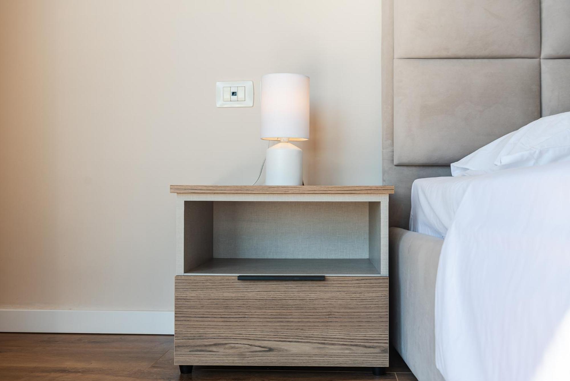 Appartamento Urban Oasis 1 Bedroom 500mbs Durrës