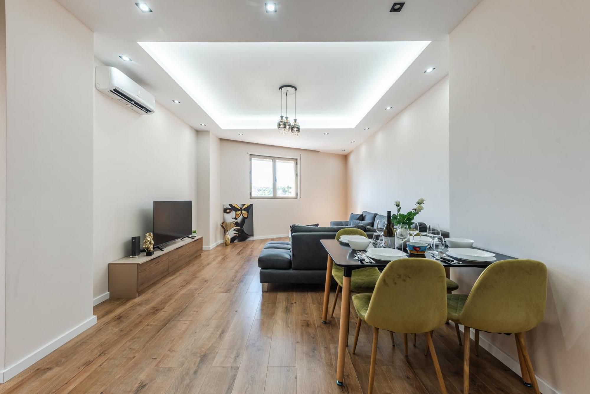 Urban Oasis 1 Bedroom 500mbs