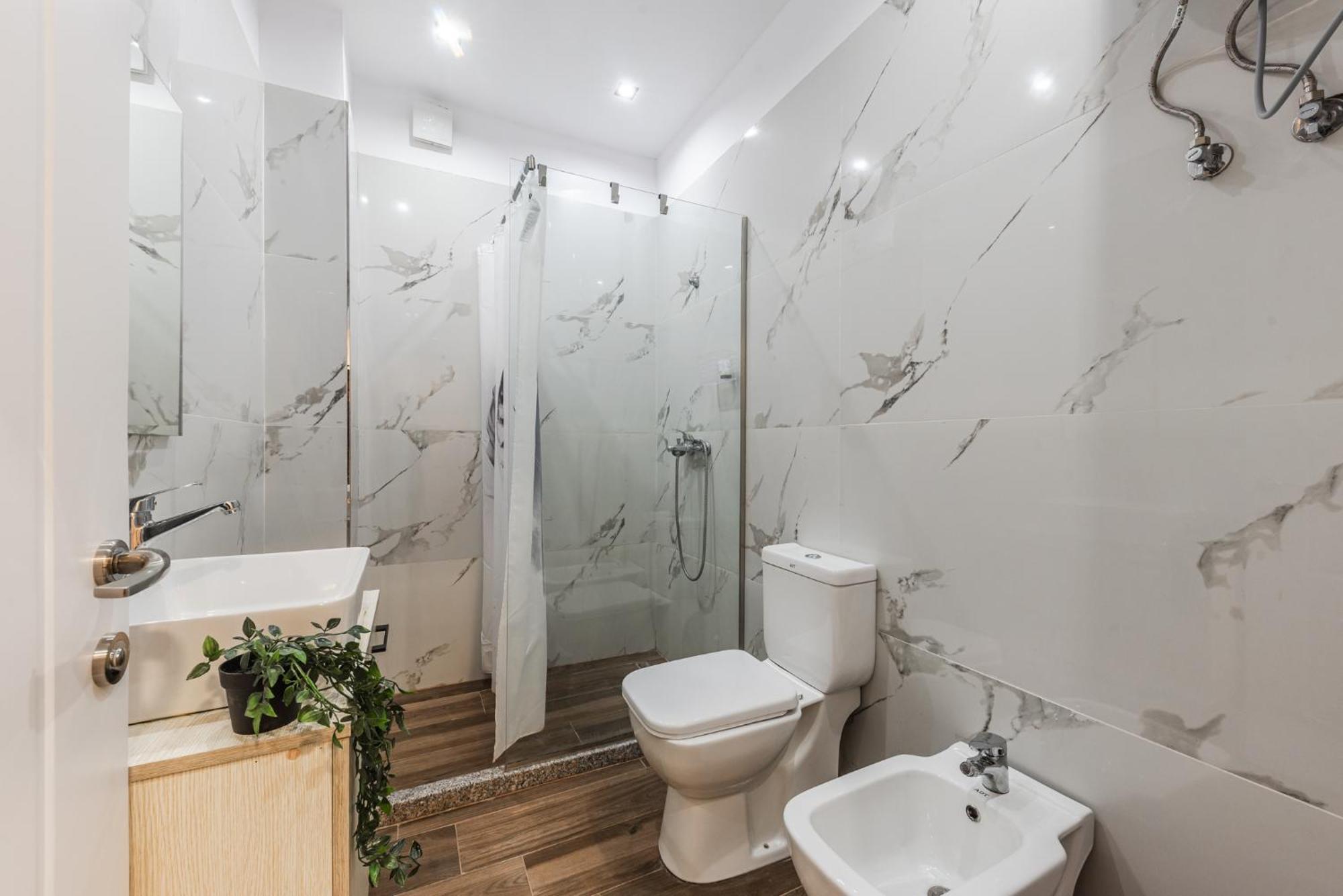 Appartamento Urban Oasis 1 Bedroom 500mbs Durrës